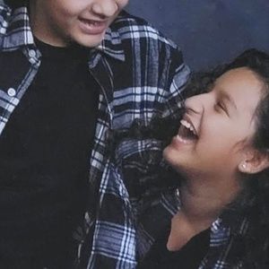 Meet your Posher, Flory